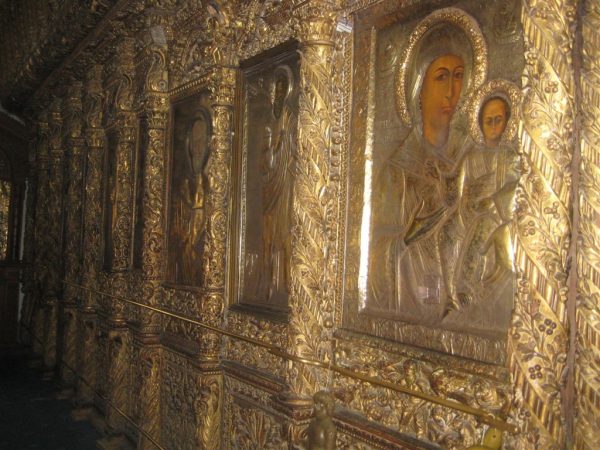Iερός Ναός Παναγίας Φανερωμένης