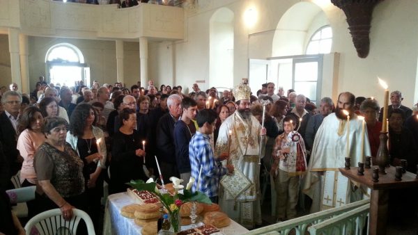 Θεία Λειτουργία στον Άγιο Γεώργιο Έξω Μετοχίου