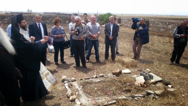 Θεία Λειτουργία στον Άγιο Γεώργιο Έξω Μετοχίου
