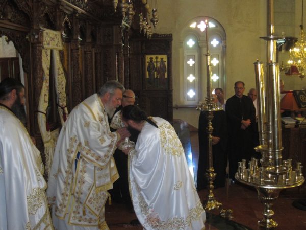 Οι πρόσφυγες της αρχιεπισκοπικής περιφέρειας εόρτασαν την Αγία Παρασκευή