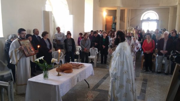 Θεία Λειτουργία στον Άγιο Γεώργιο Έξω Μετοχίου το Σάββατο 25 Απριλίου 2015