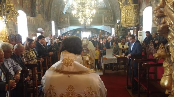 Εκκλησιασμός των εκτοπισμένων του Αγίου Ιωάννου του Θεολόγου Μιάς Μηλιάς