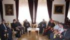 H A. M. o Αρχιεπίσκοπος δέχθηκε τον Αρχιεπίσκοπο Γένοβας Cardinal Angelo Bagnasco1