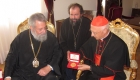 H A. M. o Αρχιεπίσκοπος δέχθηκε τον Αρχιεπίσκοπο Γένοβας Cardinal Angelo Bagnasco3